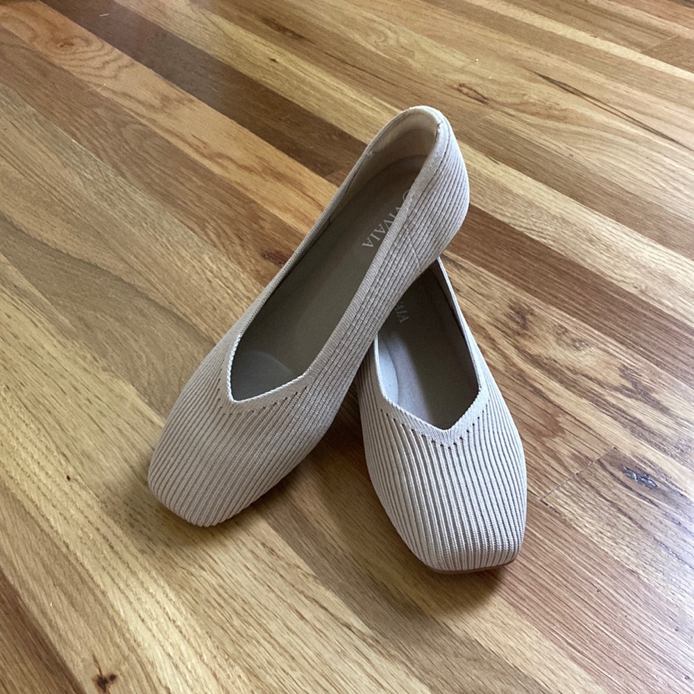 Vivaia Margot Flats, almond